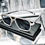 <br> ARMANI SUNGLASS SQUARE Color azul-blanco