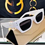 <br> GUCCI SUNGLASS Color Negro / blanco