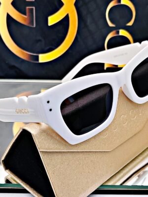 <br> GUCCI SUNGLASS  Color Negro / blanco