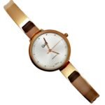 <br> SUMERGIBLE Q&Q SLIM Mujer. Color Dorado.