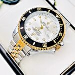ROLEX SUBMARINER PULSO TRENZADO. Hombre. Bicolor Fondo Blanco.
