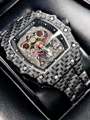 RICHARD MILLE  DRAGON. Hombre. Pulso metálico. Negro- Gris.