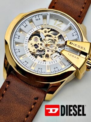 DIESEL AUTOMATICO CUERO. Hombre. Café.