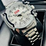 DIESEL STYLE. Hombre. Plateado Blanco.