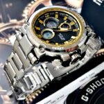 SUMERGIBLE CASIO MTG. Hombre. Plateado.