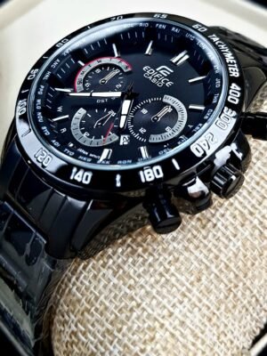 CASIO EDIFICE 580. Hombre. Dorado Negro.
