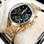 CASIO EDIFICE 550. Hombre. Dorado Negro.