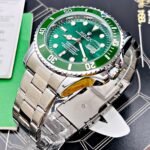 ROLEX SUBMARINER. Hombre. Plateado Fondo Verde.